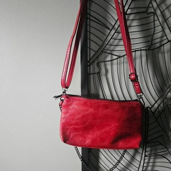 David Jones | Red Faux Leather Mini Bag City Style with  Long Removable Strap - Picture 3 of 12